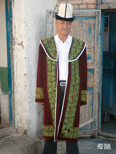 柯尔克孜族服饰定制